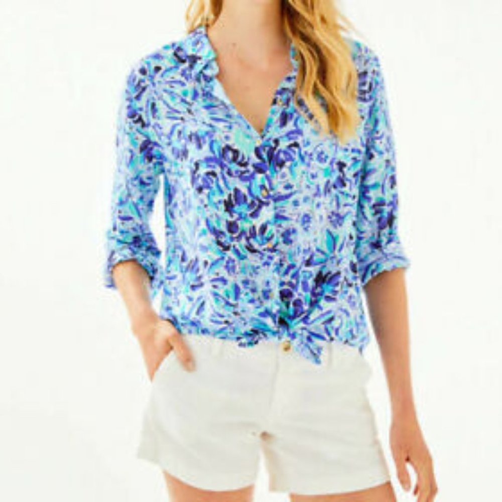 NWT Sea View Button Down Top Blue High Maitenance